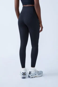 Leggings efecto vientre plano