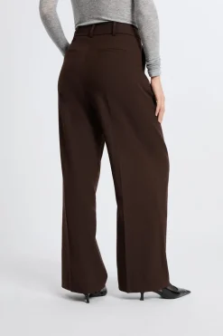 Pantalón ancho de sarga
