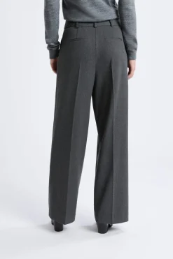 Pantalón ancho de sarga