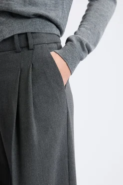 Pantalón ancho de sarga