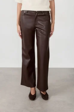 Pantalón anchos con efecto piel