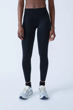 Pantalón corto de deporte