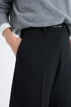 Pantalón corto tipo bermuda