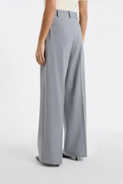 Pantalón de traje ancho