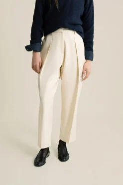 Pantalon coupe barrel