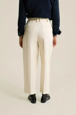 Pantalon coupe barrel