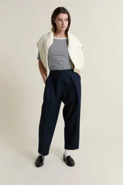 Pantalones acampanados