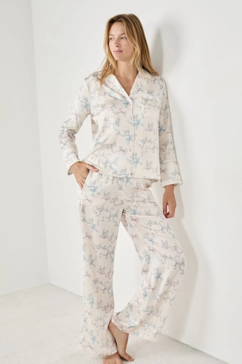 Pantalones de pijama estampados satinados