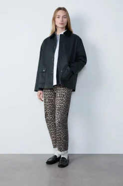 Parka con cuello de pana