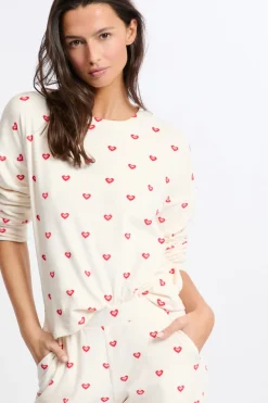 Pijama de 2 piezas con estampado de corazones
