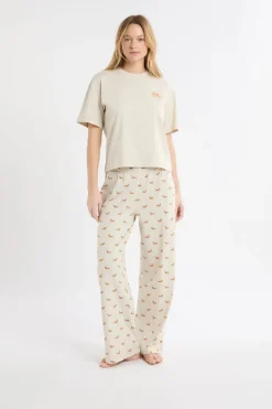 Pijama de dos piezas con estampado de perros