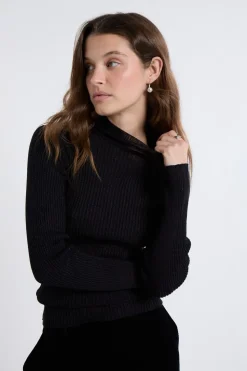 Pull en tricot irisé à col montant