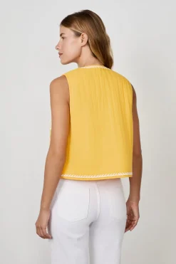 Rebeca bordada sin mangas