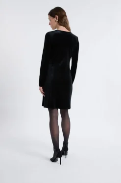 Robe à manches longues en velours avec détail anneaux