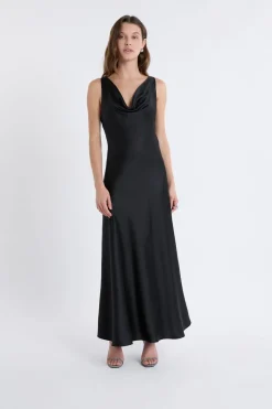 Robe longue satinée