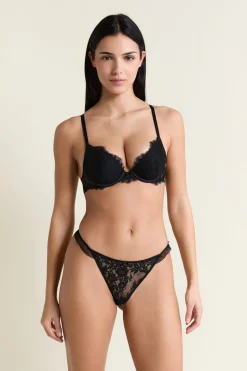 Soutien-gorge N.2 - Le push-up en dentelle