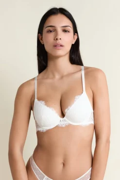 Soutien-gorge N.2 - Le push-up en dentelle