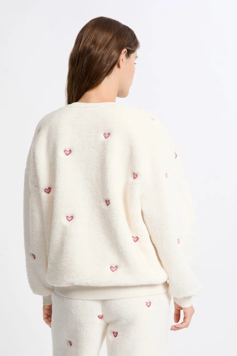 Sudadera con estampado de corazones efecto polar