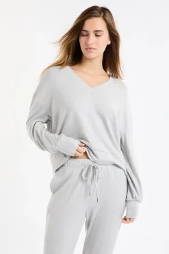 Sudadera de pijama con cuello en V