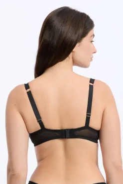 Sujetador balconnet con copas finas de tul