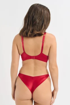 Sujetador con aros detalles bordados