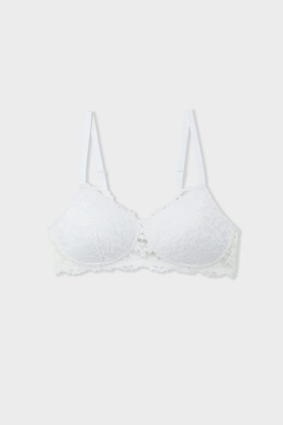 Sujetador con copas finas post-mastectomía