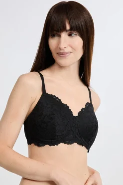 Sujetador con copas finas post-mastectomía