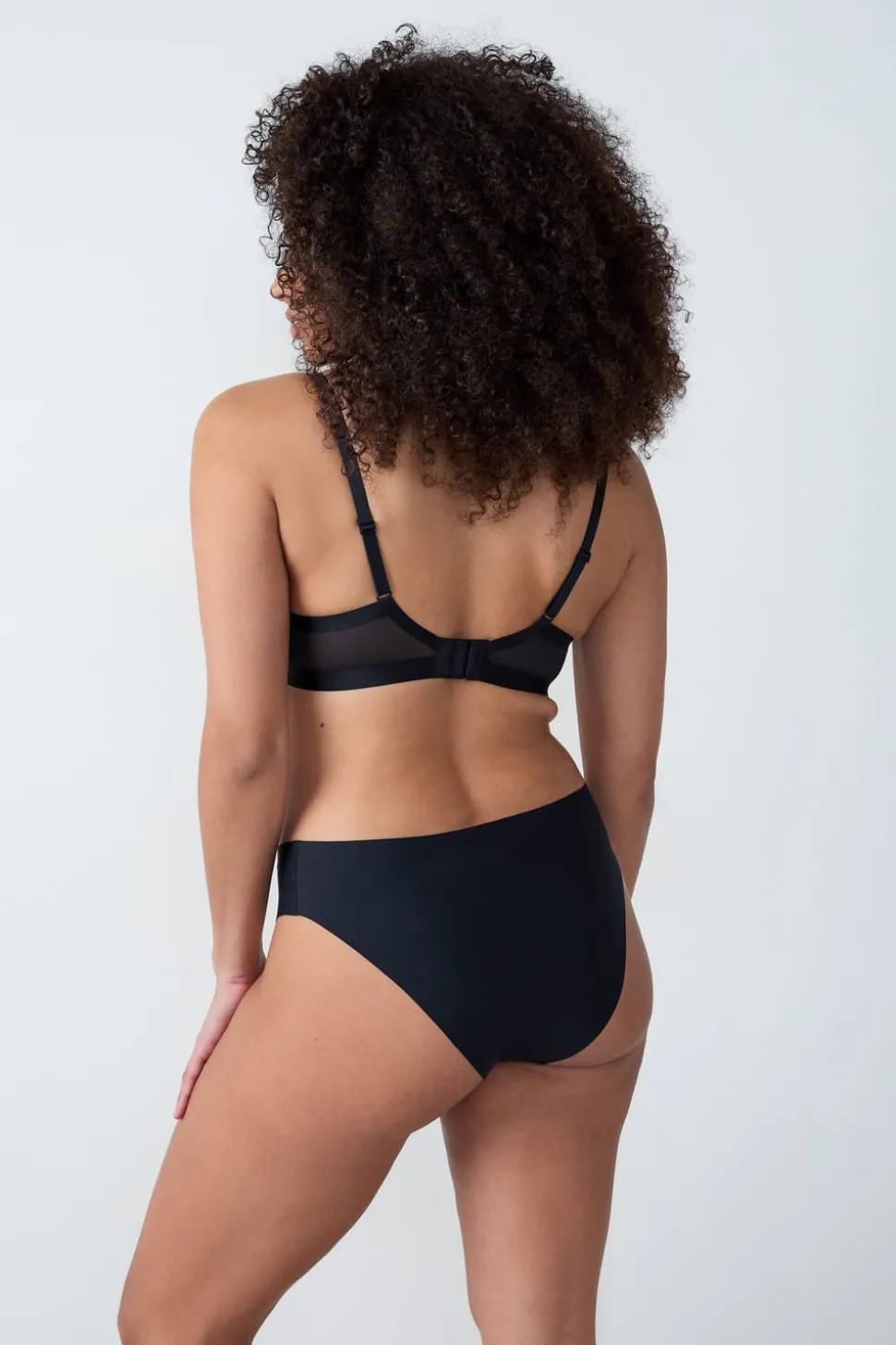 Sujetador de copas finas