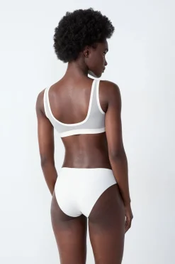 Sujetador de microfibra