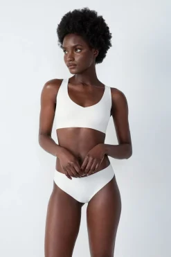 Sujetador de microfibra