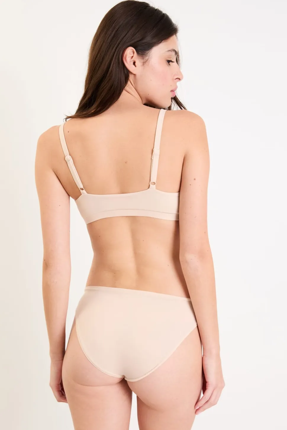 Sujetador de microfibra