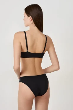 Sujetador de microfibra