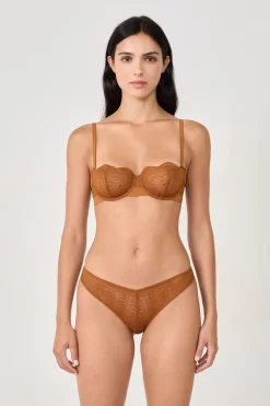 Sujetador N. 9 - Balconet de encaje