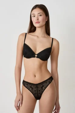 Sujetador N. 4 - Copas finas