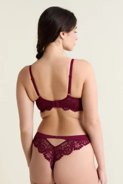 Sujetador N.5 - Copas finas escote pronunciado