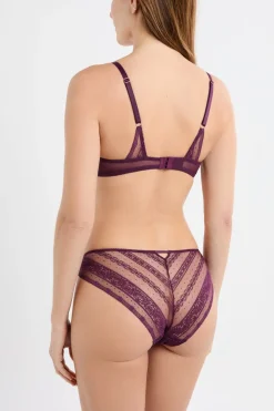 Sujetador N.2 - El push-up escote pronunciado de encaje