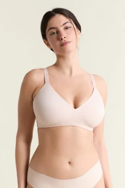 Sujetador sin aros de copas finas de microfibra