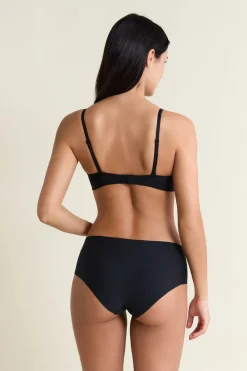 Sujetador sin aros de copas finas de microfibra