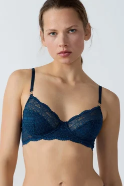 Sujetador sin relleno