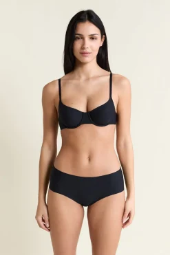 Sujetador sin relleno de microfibra