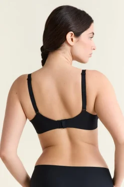 Sujetador sin relleno de microfibra