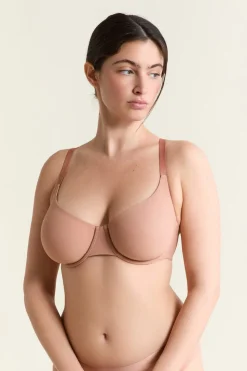 Sujetador sin relleno de microfibra