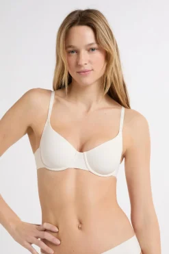 Sujetador sin relleno de microfibra