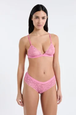 Sujetador triangular de encaje