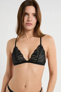 Sujetador triangular de encaje