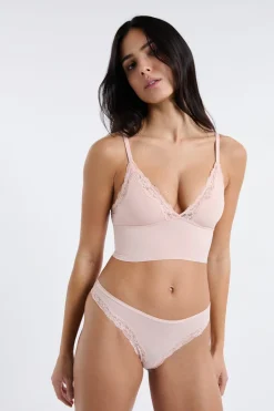 Sujetador triangular de microfibra y encaje