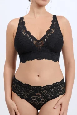 Sujetador triangular sin aros post-mastectomía