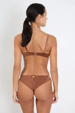 Sujetador triangular sin aros