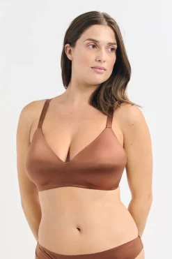 Sujetador triangular sin aros