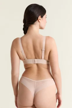 Sujetador triangular sin aros